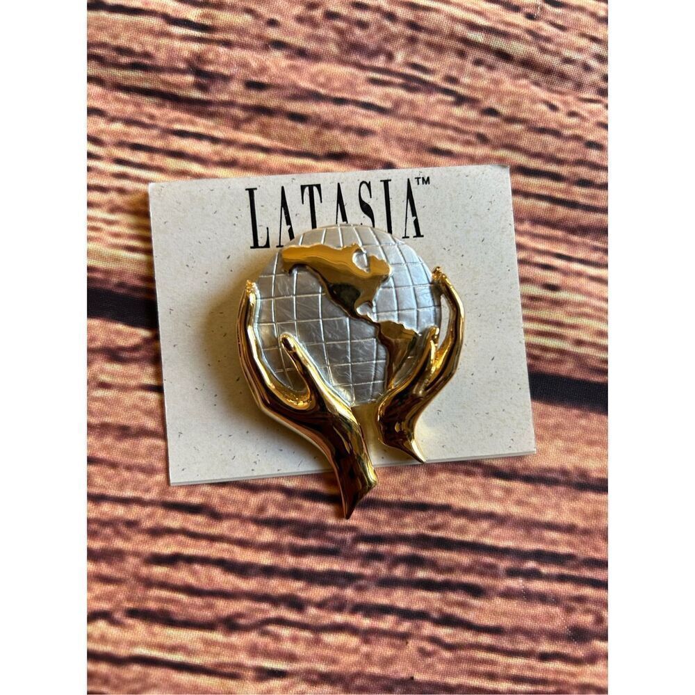 Globe Brooch Pin “The World In His Hands”‎ Gold Tone Vintage
